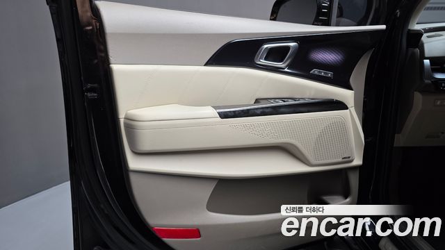 Kia Carnival (IV) Gasoline 7-Seater Hi-Limousine Signature 2021 — фото 24