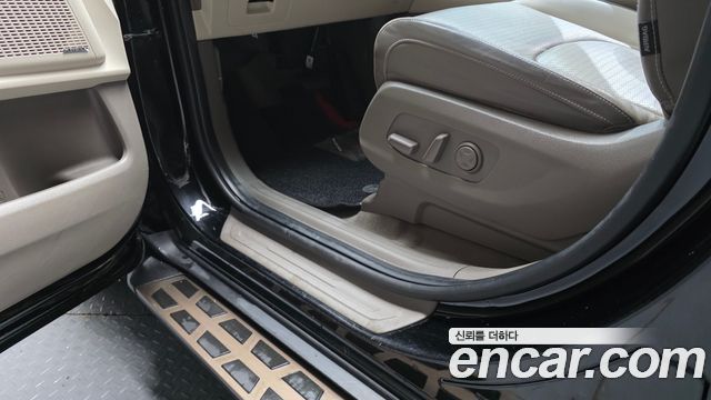 Kia Carnival (IV) Gasoline 7-Seater Hi-Limousine Signature 2021 — фото 31