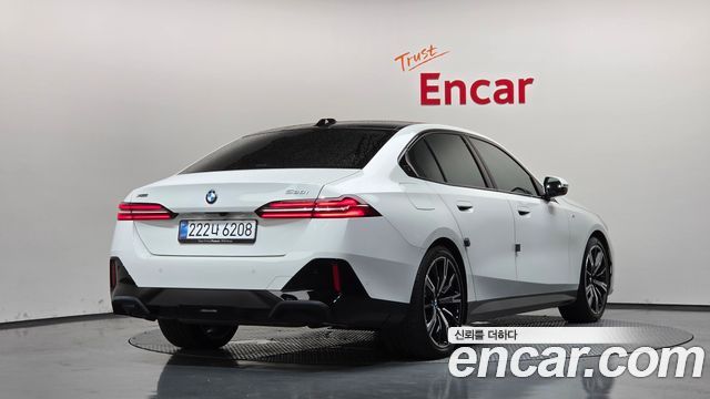 BMW 5 Series (G60) 530i xDrive M Sport 2025 — фото 2