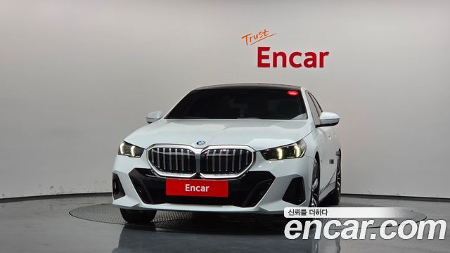 BMW 5 Series (G60) 530i xDrive M Sport 2025 — фото 3