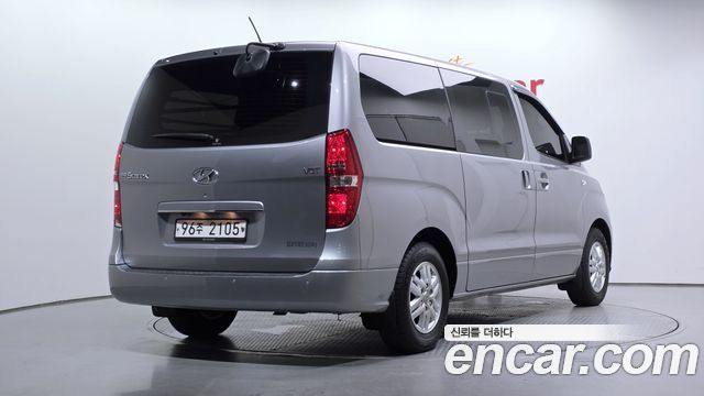 Hyundai Grand Starex Van 5-Seater Modern 2021 — фото 2