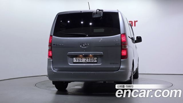 Hyundai Grand Starex Van 5-Seater Modern 2021 — фото 4