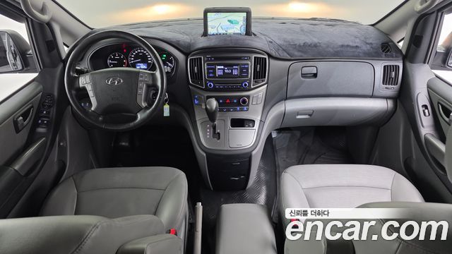 Hyundai Grand Starex Van 5-Seater Modern 2021 — фото 7