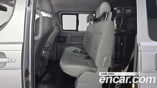Hyundai Grand Starex Van 5-Seater Modern 2021 — фото 13