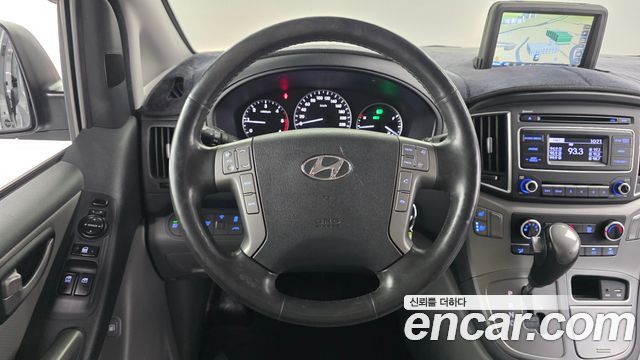 Hyundai Grand Starex Van 5-Seater Modern 2021 — фото 14