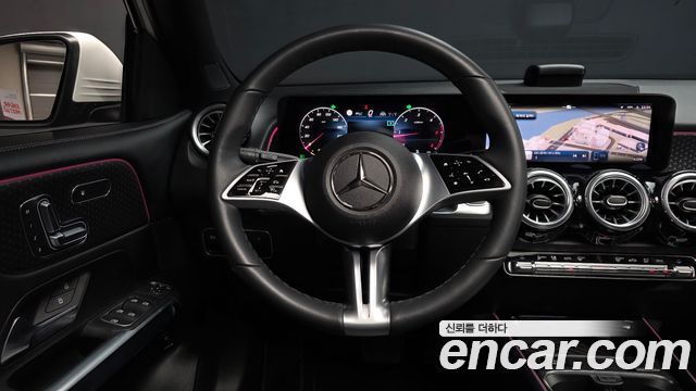 Mercedes-Benz GLB-Class (X247) GLB200 d 2024 — фото 17