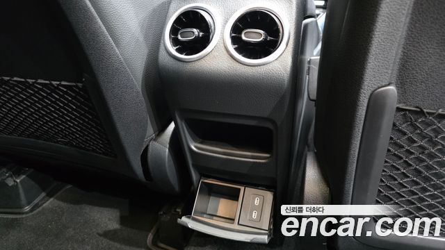 Mercedes-Benz GLB-Class (X247) GLB200 d 2024 — фото 37