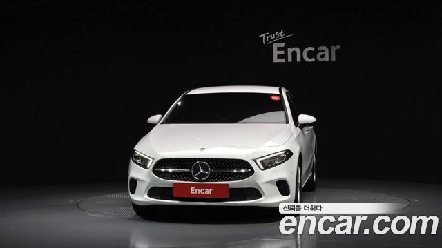 Mercedes-Benz A-Class (W177) A220 Hatchback 2020 — фото 3