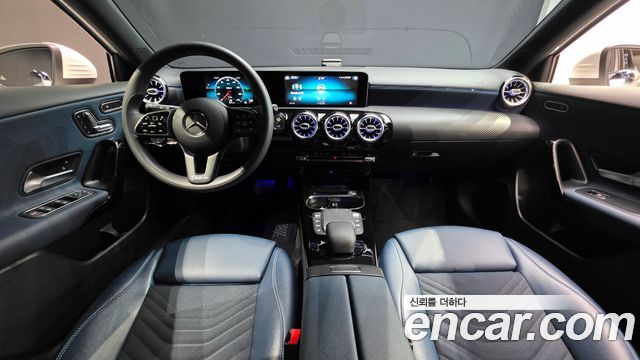 Mercedes-Benz A-Class (W177) A220 Hatchback 2020 — фото 7