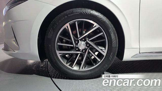 Hyundai Grandeur (IG) 2.5 Premium 2022 — фото 5