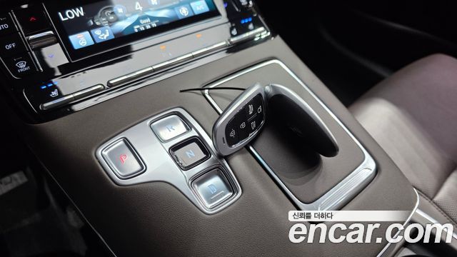 Hyundai Grandeur (IG) 2.5 Premium 2022 — фото 9