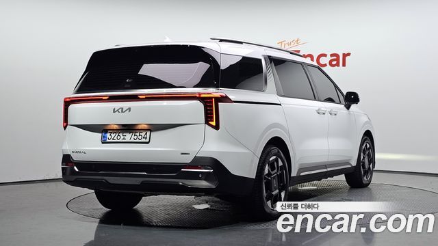 Kia Carnival (IV) HEV 9seater Signature 2024 — фото 2