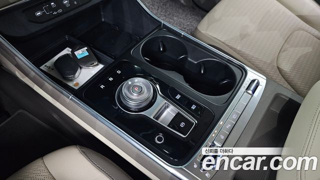 Kia Carnival (IV) HEV 9seater Signature 2024 — фото 9