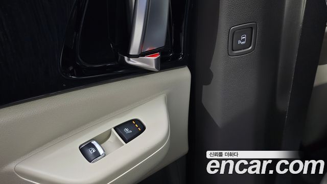 Kia Carnival (IV) HEV 9seater Signature 2024 — фото 16