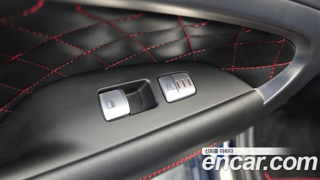 Genesis G70 2.0T AWD Sport Package 2019 — фото 18