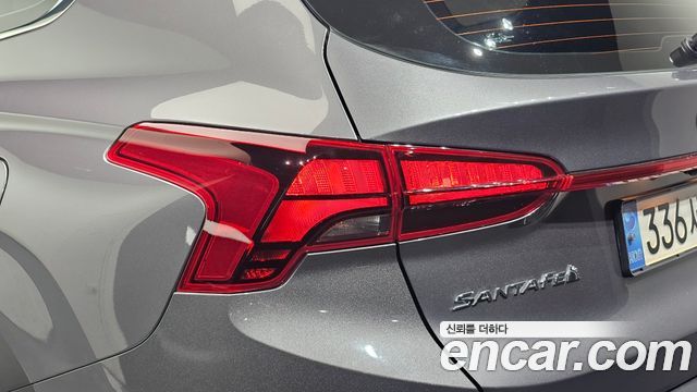 Hyundai Santa Fe Diesel 2.2 2WD Prestige 2022 — фото 23