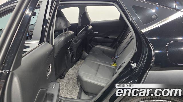 Hyundai Kona (SX2) Gasoline 2.0 2WD Inspiration 2023 — фото 11