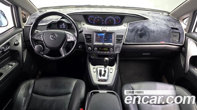 KG Mobility (SsangYong) Korando Turismo 4WD TX 9-seater 2018 — фото 7