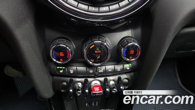 MINI Cooper 5Door Black Suit Edition 3rd 2016 — фото 20