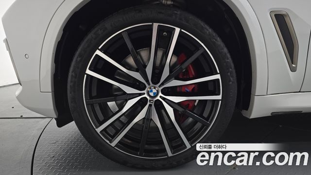 BMW X5 (G05) M50i 2022 — фото 5