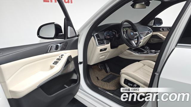 BMW X5 (G05) M50i 2022 — фото 10
