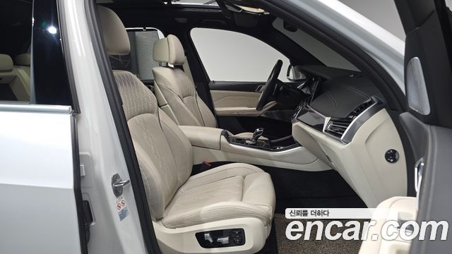 BMW X5 (G05) M50i 2022 — фото 11