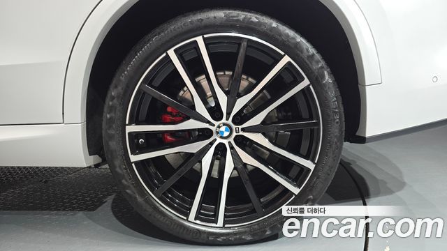 BMW X5 (G05) M50i 2022 — фото 21
