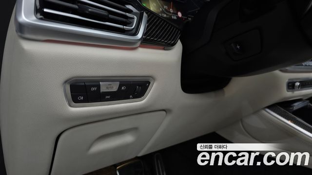 BMW X5 (G05) M50i 2022 — фото 28