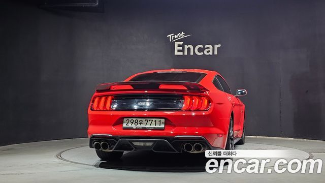 Ford Mustang GT Coupe 2019 — фото 4