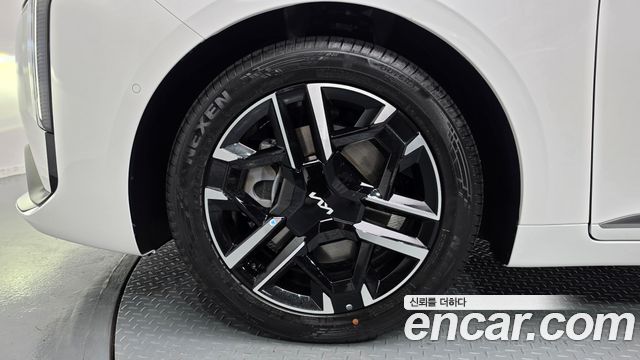 Kia K8 2.5 Gasoline 2WD Signature 2026 — фото 5