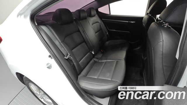 Hyundai Avante (AD) 1.6 Style 2020 — фото 11