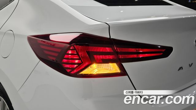 Hyundai Avante (AD) 1.6 Style 2020 — фото 23