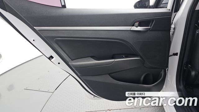 Hyundai Avante (AD) 1.6 Style 2020 — фото 25