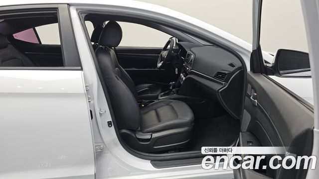Hyundai Avante (AD) 1.6 Style 2020 — фото 26