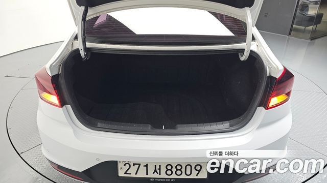 Hyundai Avante (AD) 1.6 Style 2020 — фото 28