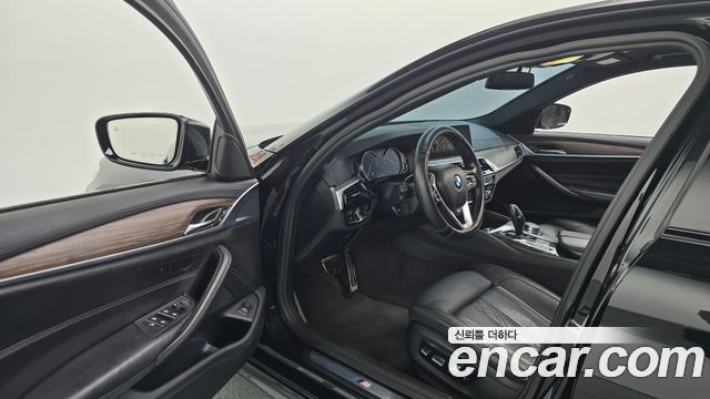 BMW 5 Series (G30) 520d M Sport Package Plus 2017 — фото 10