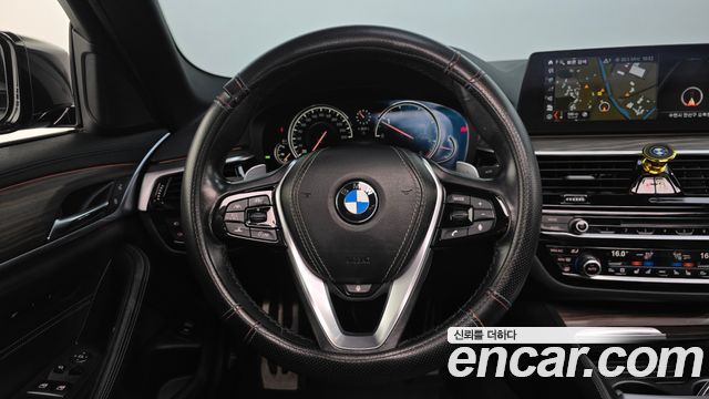 BMW 5 Series (G30) 520d M Sport Package Plus 2017 — фото 14