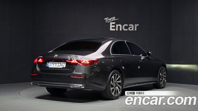 Mercedes-Benz E-Class (W214) E300 4MATIC Exclusive 2024 — фото 2