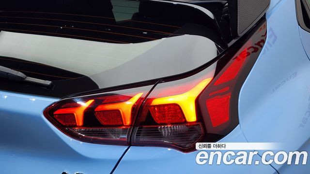 Hyundai Veloster (JS) 2.0 N 2019 — фото 23