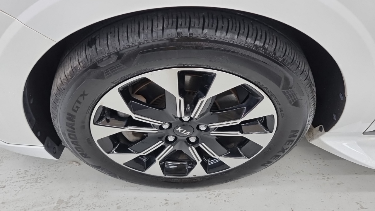Kia Carnival (IV) Diesel 9-Seater Hi-Limousine Signature 2021 — фото 5