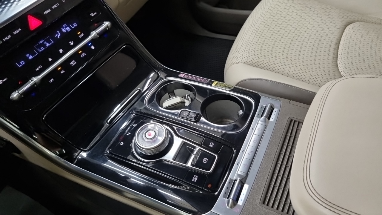 Kia Carnival (IV) Diesel 9-Seater Hi-Limousine Signature 2021 — фото 9