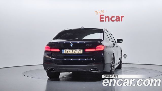 BMW 5 Series (G30) 530i M Sport Package 2022 — фото 4