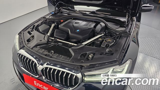 BMW 5 Series (G30) 530i M Sport Package 2022 — фото 6