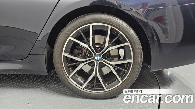 BMW 5 Series (G30) 530i M Sport Package 2022 — фото 21