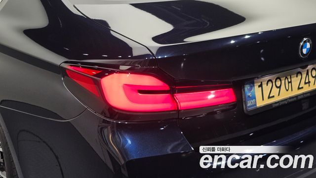 BMW 5 Series (G30) 530i M Sport Package 2022 — фото 23