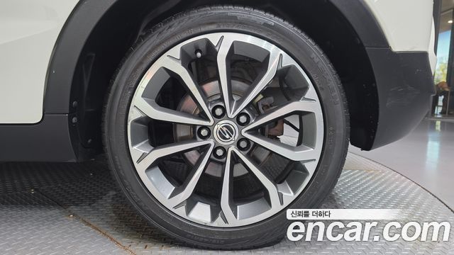 KG Mobility (SsangYong) Tivoli VX 2WD 2017 — фото 5