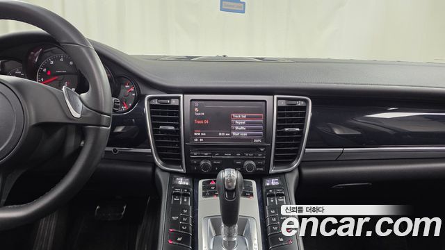 Porsche Panamera 3.6 AWD 970 2012 — фото 14