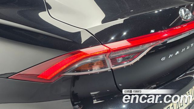 Hyundai Grandeur (IG) 2.5 Premium Choice 2020 — фото 23