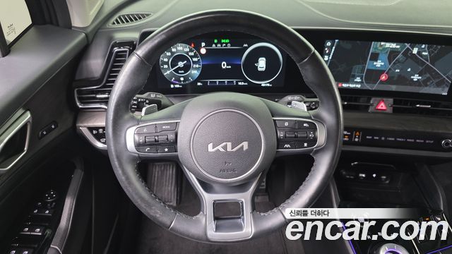 Kia Sportage (V) LPG 2.0 2WD Signature 2023 — фото 13