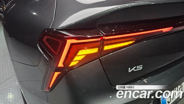 Kia K5 (III) 2.0 Noblesse 2025 — фото 23